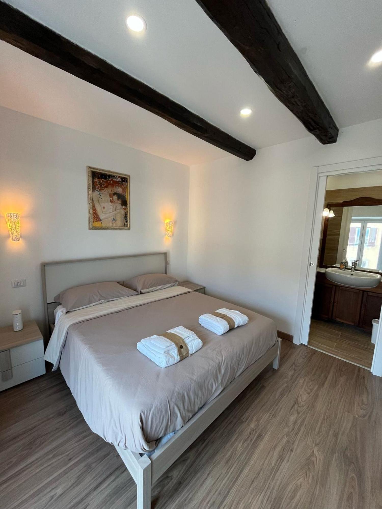 My Downtown Flat * Civitavecchia